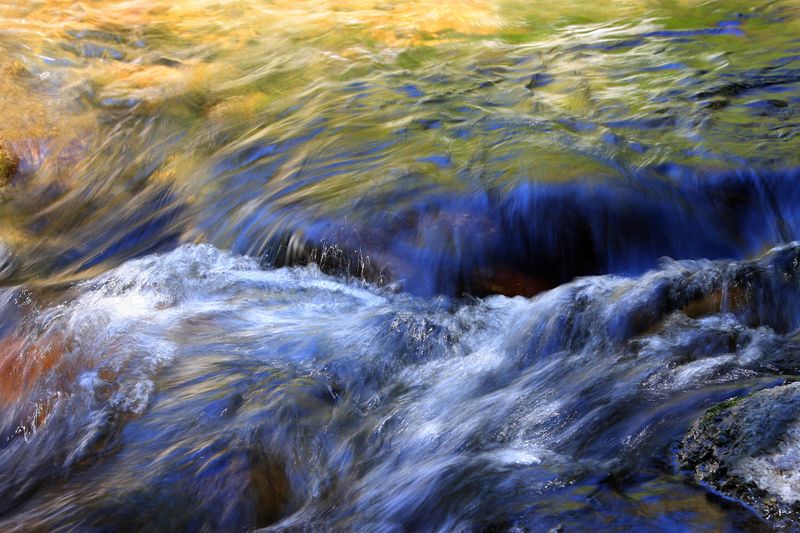 009-IMG_0929-Fall Reflections of Oak Creek, Sedona.jpg