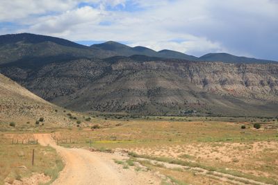 041-3B9A2464-Road to the Bar Ten Ranch seen in the Distance.jpg
