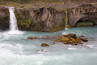 044-3B9A1292-Beautiful Waterfalls in Iceland.jpg