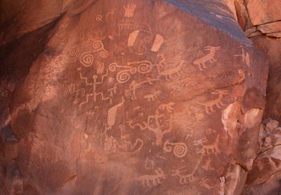 00111-3B9A7464-Petroglyphs at the Maze Site in the Vermilion Cliffs National Monument.jpg