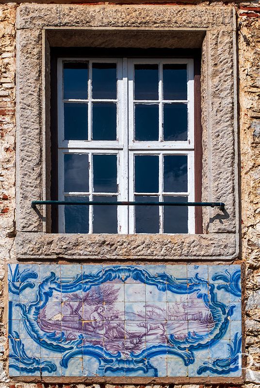 Os Azulejos do Palcio do Visc. de Sacavm