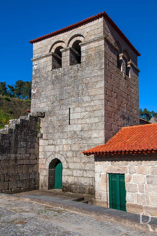 Igreja do Salvador, de Freixo de Baixo (MN)