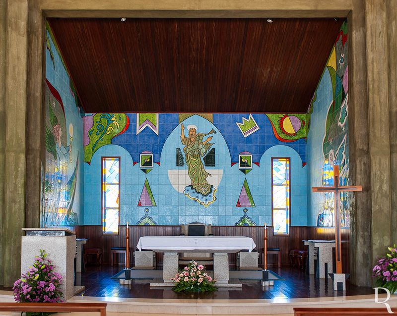 Igreja da Sagrada Famlia <br> da Praia da Barra