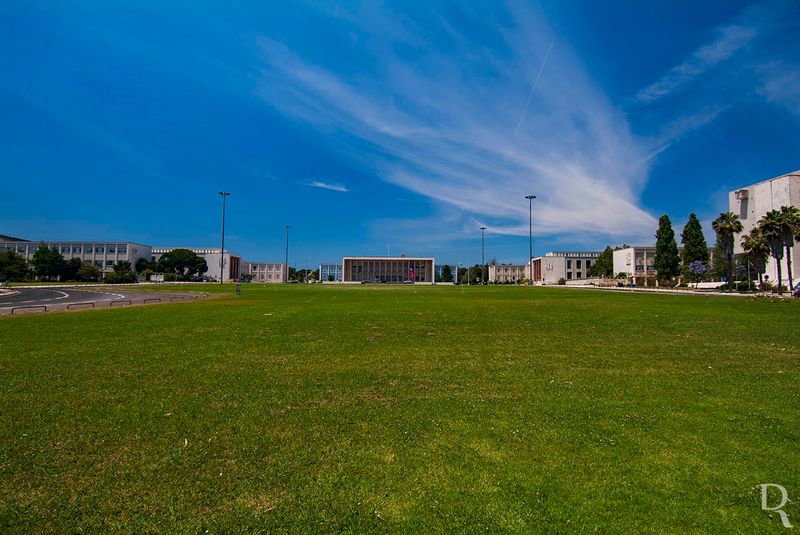 Conjunto constitudo pelos edifcios da Reitoria, da Faculdade de Direito e da Faculdade de Letras (Em Vias de Classificao)