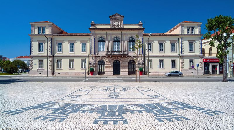 Edifcio dos Paos do Concelho