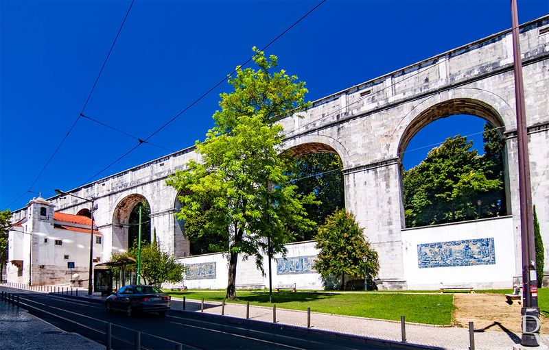 O Aqueduto Junto ao Jardim das Amoreiras