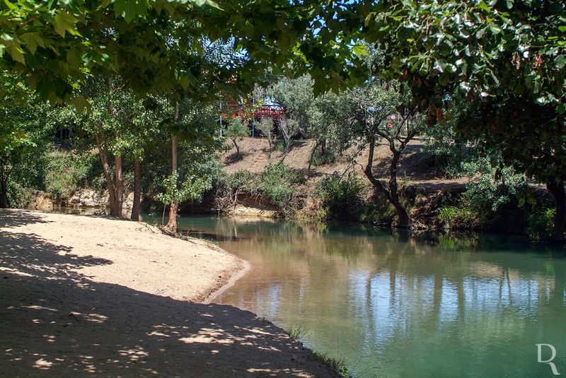 Praia Fluvial dos Olhos dgua