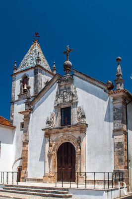  Montemor-o-Velho, Tentgal.
 
Igreja de Misericrdia maneirista que segue a tendncia esttica e artstica da regio de Coimbra, bem como as caractersticas gerais das igrejas de Misericrdia do distrito.

Proteo: Imvel de Interesse Pblico.

Incio da construo: Sc. 16.

Joo Cravo, Horcio Bonifcio, Francisco Jesus e Paula No [excertos], in http://www.monumentos.gov.pt/Site/APP_PagesUser/SIPA.aspx?id=4710 