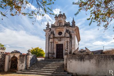 Alcobaça, União das freguesias de Alcobaça e Vestiaria.
Capela maneirista e barroca.
Proteção: Monumento Nacional.
Época de construção: Séc. 17.
Isabel Mendonça (excertos), in http://www.monumentos.gov.pt/Site/APP_PagesUser/SIPA.aspx?id=1816