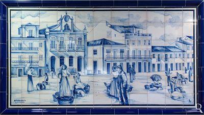 Praça da Fruta Azulejos de Carlos Aleluia (1924)