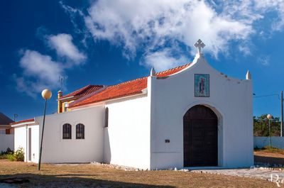 Alcobaça, União das freguesias de Pataias e Martingança.
Arquitetura religiosa, vernácula.
Proteção: não atribuída.
Elisabete Mendes (CMA) (excertos), in http://www.monumentos.gov.pt/Site/APP_PagesUser/SIPA.aspx?id=30035