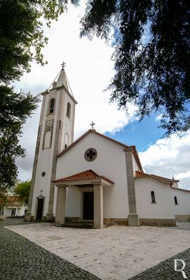 Igreja Paroquial de São Paulo de Maçãs de Dona Maria