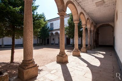 Claustro do Convento de Travanca
