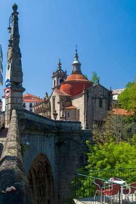 So Gonalo: Uma Ponte, um Convento, um Largo, uma Freguesia...