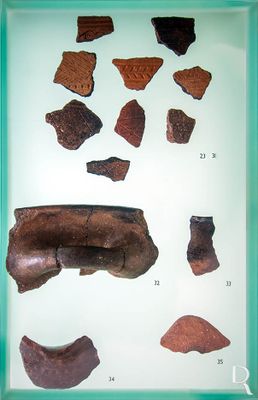 Pedaos de Cermica