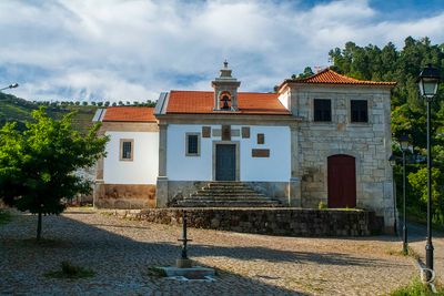 Capela de So Pedro de Balsemo (Monumento Nacional)