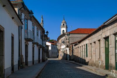 Conjunto Arquitetnico do Largo da  Praa e Rua Direita de Favaios 