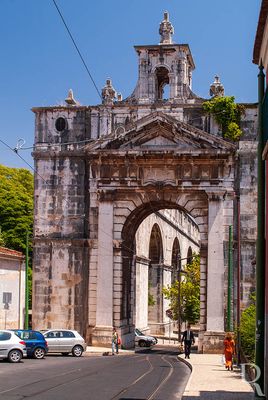 O Arco Grande das Amoreiras