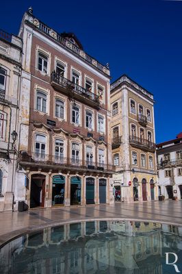 Pç. 8 de maio, 21 e 24