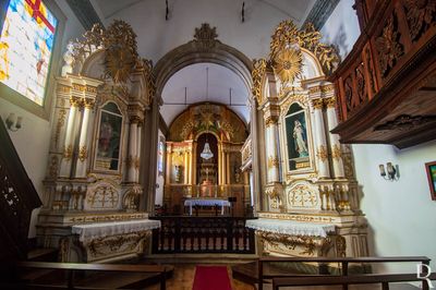   Cronologia: 1647, 6 Junho - proviso rgia criando criao da Misericrdia, com origem na confraria de Nossa Senhora da Conceio da igreja matriz; 1651 - realizao da primeira eleio da Mesa; 1777 - reconstruo, tendo a frontaria antiga sido desmanchada e erguida a actual; 1793 - data de um dos sinos da torre sineira; (...)

( Margarida Alada, Joo Cravo e Francisco Jesus [excertos], in http://www.monumentos.gov.pt/Site/APP_PagesUser/SIPA.aspx?id=7173 ) 