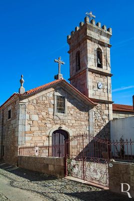Igreja Paroquial de Almeida