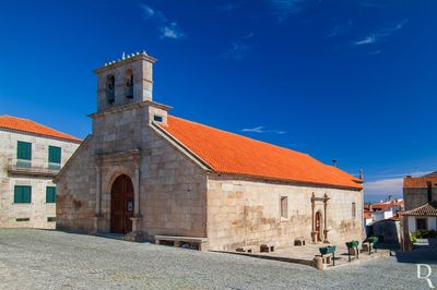  Mda, Unio das freguesias de Mda, Outeiro de Gatos e Fonte Longa.
 
Arquitetura religiosa, quinhentista e barroca. 

Proteo: Includo na Zona de Proteo do Pelourinho de Mda.

Incio da construo: Sc. 16.

Paula Figueiredo [excertos], in http://www.monumentos.gov.pt/Site/APP_PagesUser/SIPA.aspx?id=7680 