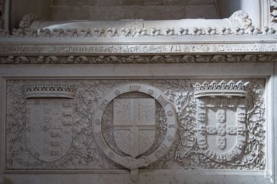 Túmulo de D. Afonso V e D. Isabel de Coimbra