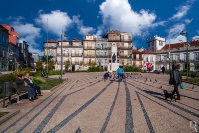 Monumentos do Porto - Edificaes da Rua de Cedofeita e Topo Norte da Praa de Carlos Alberto