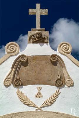 A Porta do Cemitrio