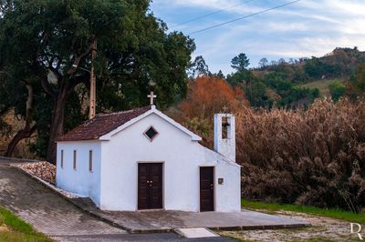 Capela de Vale do Forno