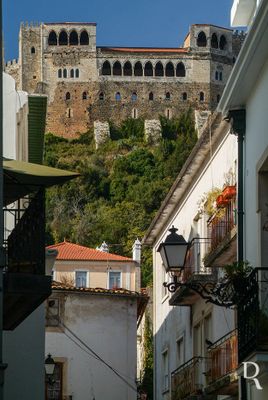 O Castelo Visto da Cidade Antiga