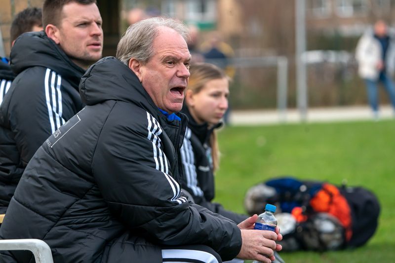 VV Brederodes trainer Jon van Staa