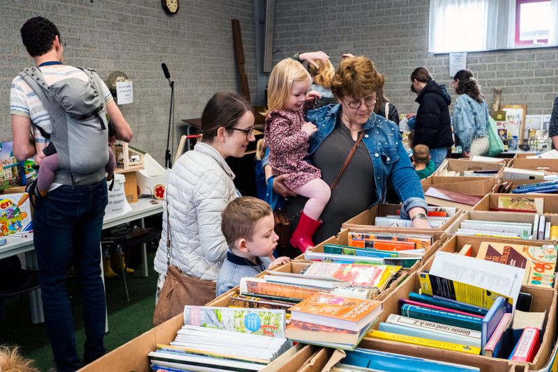 Activiteitenmarkt in Maranatha