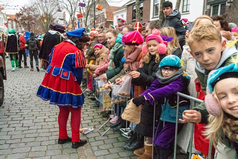 Landelijke intocht Sint Nicolaas in Vianen