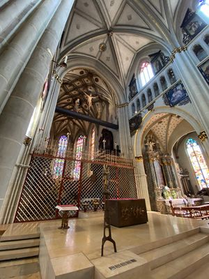 St. Nicholas - Interior