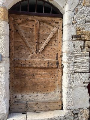 Old Door - Trevoux..