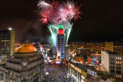 20190101 Ball Drop JCascio web-853078.jpg