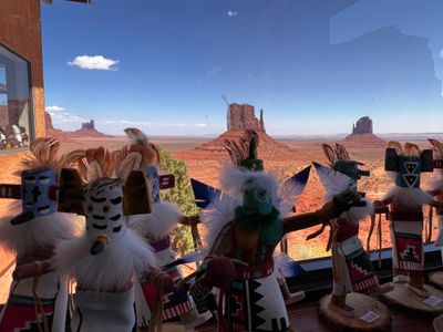 Danseurs De la danse du serpent, Monument Valley National Park, Boutique de Souvenir, bord de fentre, Az , USA