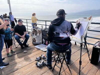 Artiste, Passerelle de Santa Monica, Californie, USA 