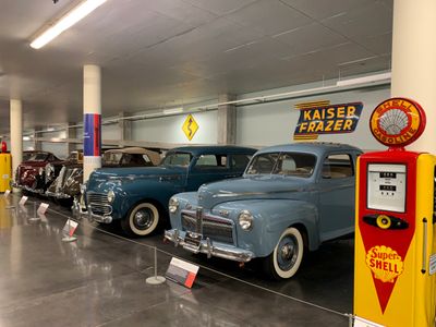 Lucky's Garage. Right to left, 1942 Ford and 1940s Chrysler (5334)