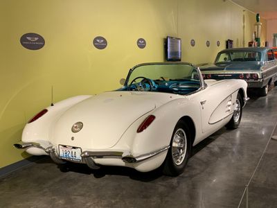 U.S. Route 66: Dream of the Mother Road. 1960 Chevrolet Corvette (5417)