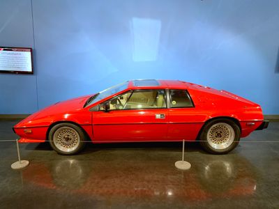 1977 Lotus Esprit S1. The Esprit was unveiled at the Turin Motor Show in 1972. (5297)