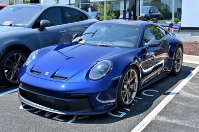 2022 Porsche 911 GT3 (992) in Gentian Blue (DSC_1835)