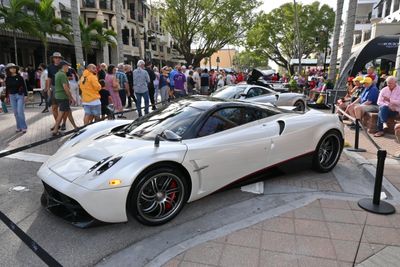 Pagani Huayra (1633)