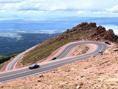 On the way down from the summit of Pikes Peak. (9127)
