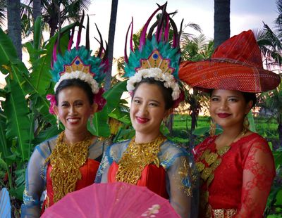 Three dancers
