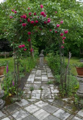 Rose bow