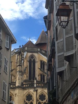 Bayonne