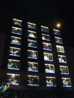 Photos de 24 stars du jazz ayant participé au Festival international de jazz de Montréal