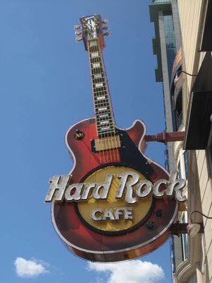 Seuls les plus grands guitaristes sont autorisés à jouer sur cet instrument